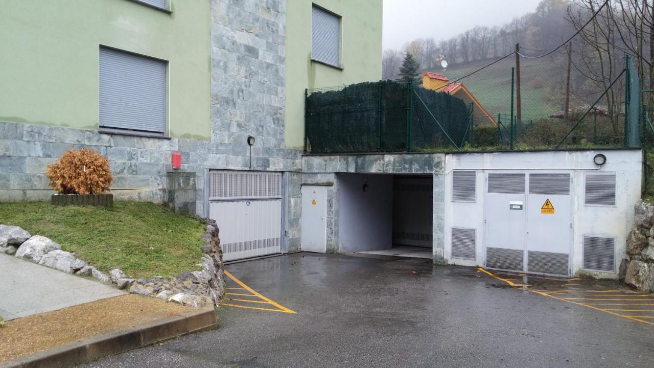 Apto. De Montana La Campa En Felechosa Eksteriør billede